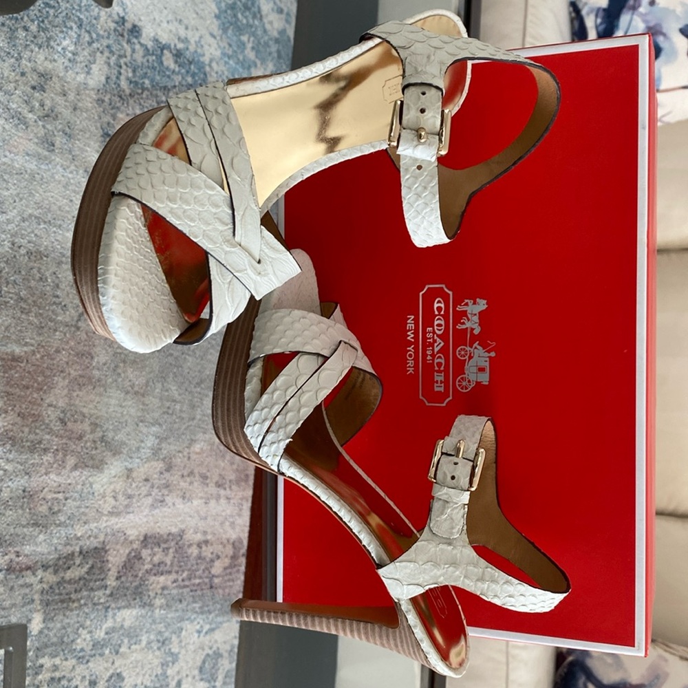 LIKE NEW COACH ivory platform sandals